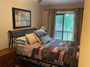 9992 FM1283 in Lakehills, TX - Building Photo - Building Photo