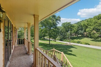 1972 Sunnyside Dr in Brentwood, TN - Building Photo - Building Photo