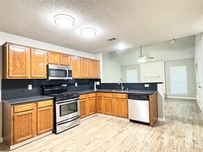 406 Beverly Ln in Leander, TX - Building Photo - Building Photo