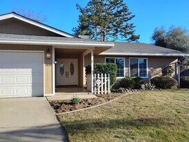 3420 La Jolla Way in Merced, CA - Building Photo