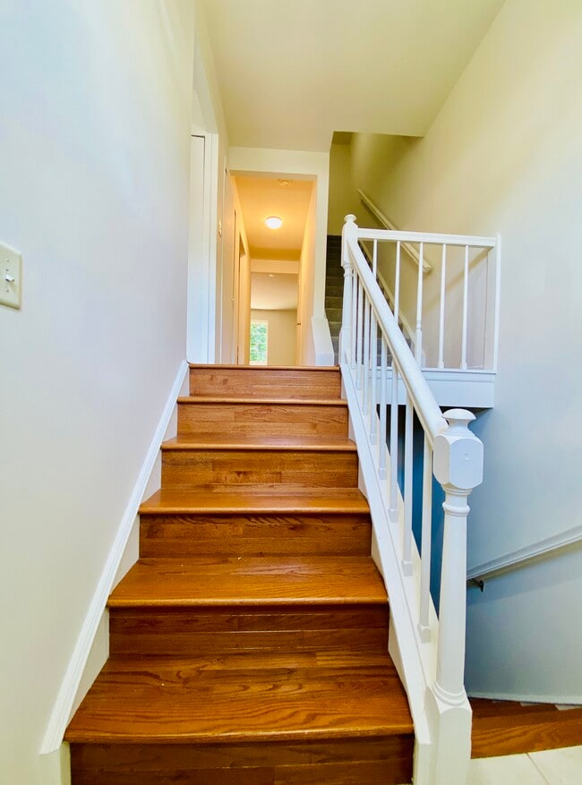 10690 High Beam Ct in Columbia, MD - Building Photo - Building Photo