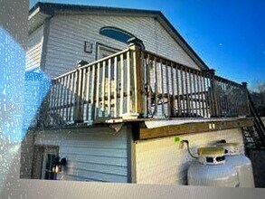 26 Jasper St in Methuen, MA - Building Photo - Building Photo