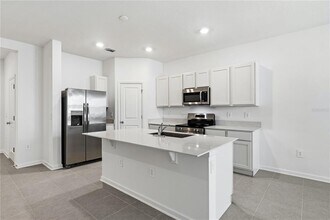 3242 Watts Ter in Davenport, FL - Building Photo - Building Photo