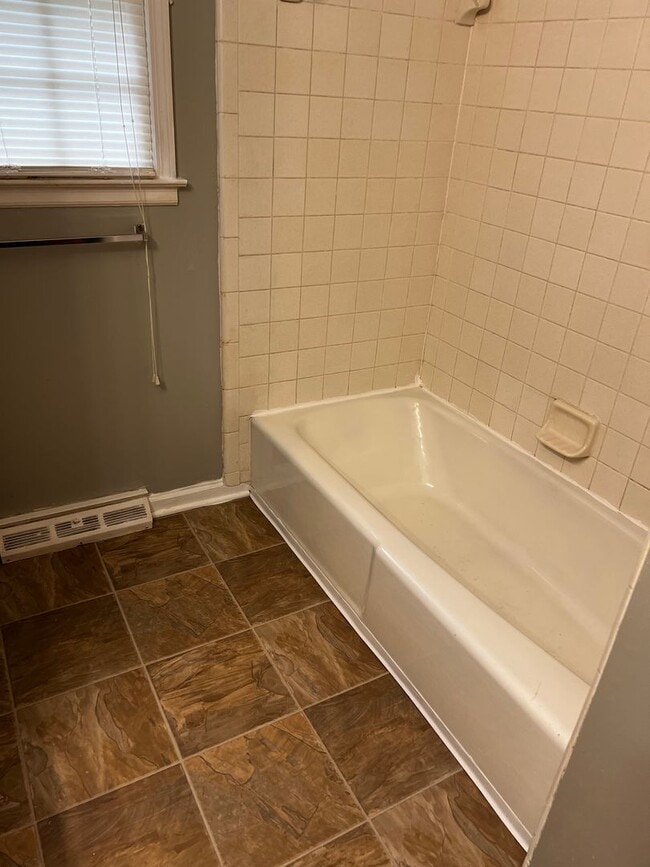 669 Bishop Dr in Lexington, KY - Building Photo - Building Photo