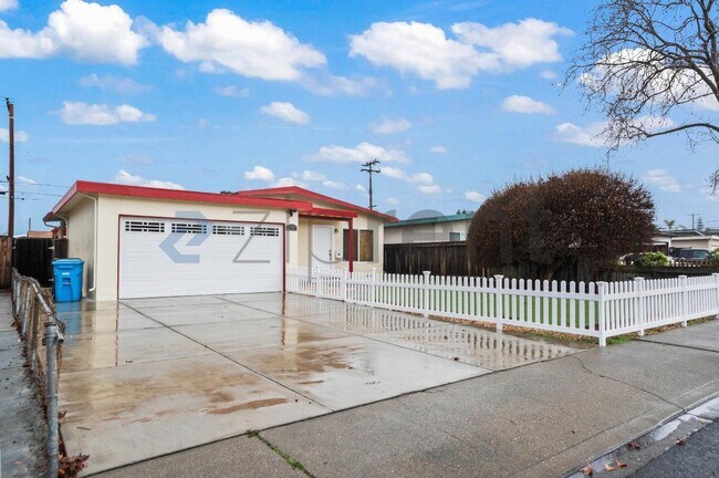 1141 Kiely Blvd in Santa Clara, CA - Building Photo - Building Photo