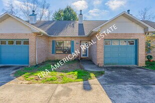 703 Valley Rd in Crestview, FL - Building Photo