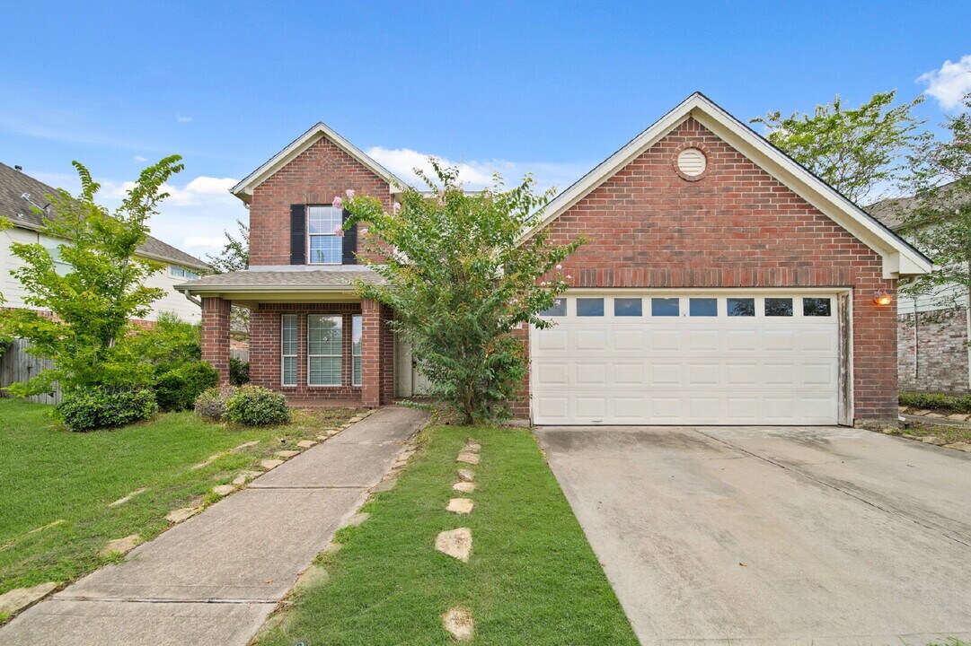 2422 Inlet Ct in Fresno, TX - Building Photo