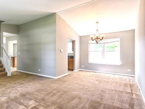 3291 Andover Dr in Aurora, IL - Building Photo - Building Photo