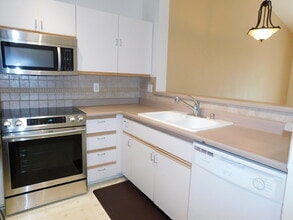 95-895-895 Wikao St in Mililani, HI - Building Photo - Building Photo