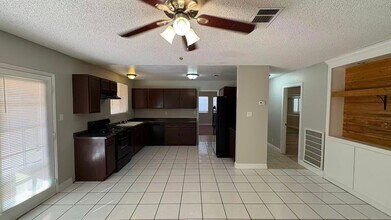 7717 Partridge Ave in Las Vegas, NV - Building Photo - Building Photo