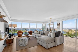 1810 Avenida Del Mundo, Unit 1503 in Coronado, CA - Building Photo