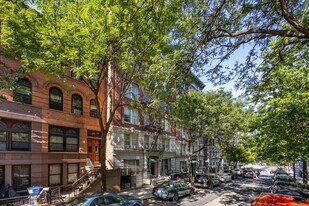 536 W 143rd St in New York, NY - Building Photo