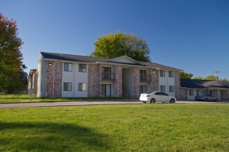 TSH in Springfield, MO - Foto de edificio - Building Photo