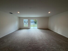 8855 101st Ct in Vero Beach, FL - Foto de edificio - Building Photo