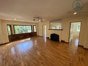 74 Spruce Way in Carmel, CA - Building Photo - Building Photo