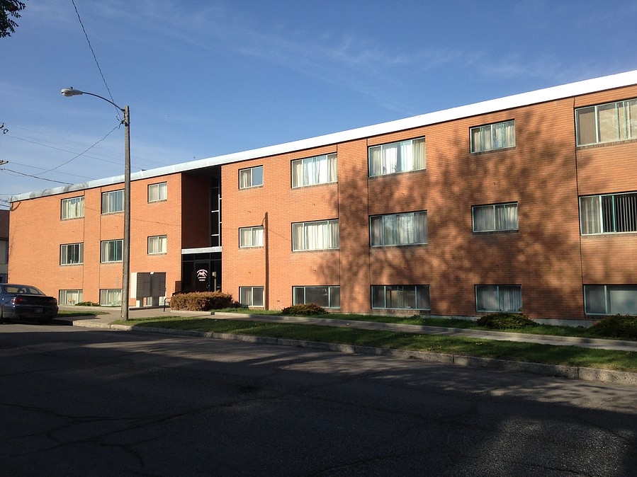 Sherwood Apartments in Great Falls, MT - Foto de edificio