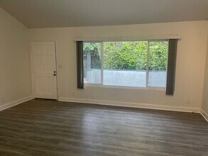 1809 Huntington St in Huntington Beach, CA - Building Photo - Building Photo