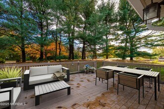 9 Ambrose Ln in Holmdel, NJ - Building Photo - Building Photo