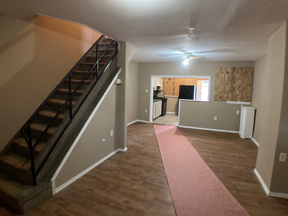 2061 Wilmot St in Philadelphia, PA - Building Photo