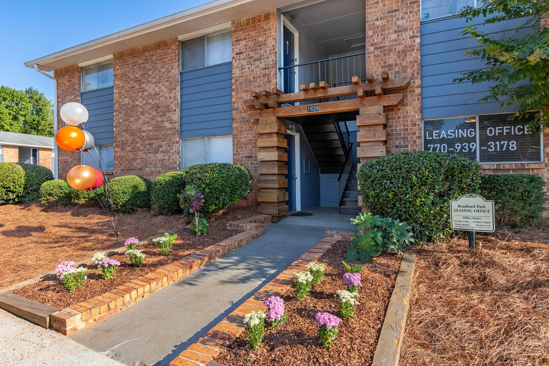 Bradford Park in Tucker, GA - Building Photo