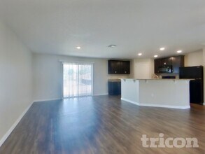 866 N Fairbanks Dr in Deltona, FL - Building Photo - Building Photo