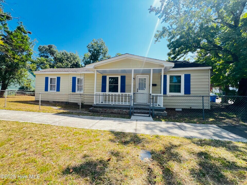 202 Meares St in Wilmington, NC - Building Photo