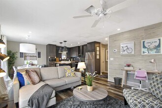 9 3rd St-Unit -a in St. Augustine, FL - Building Photo - Building Photo