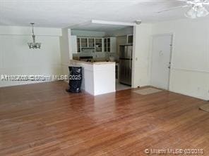 property at 415 N Laurel Dr
