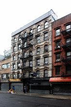 127-129 Orchard Street in New York, NY - Building Photo - Building Photo