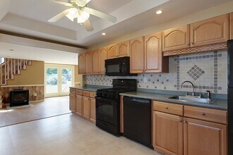 520 Main St in Townsend, MA - Building Photo - Building Photo