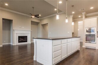 8604 Pine Valley Dr in McKinney, TX - Building Photo - Building Photo