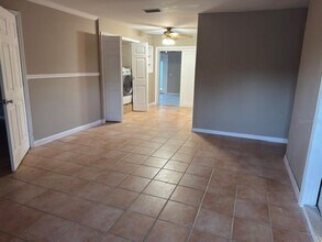 4409 W Varn Ave in Tampa, FL - Foto de edificio - Building Photo