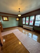2215 East Ave in Berwyn, IL - Building Photo - Building Photo