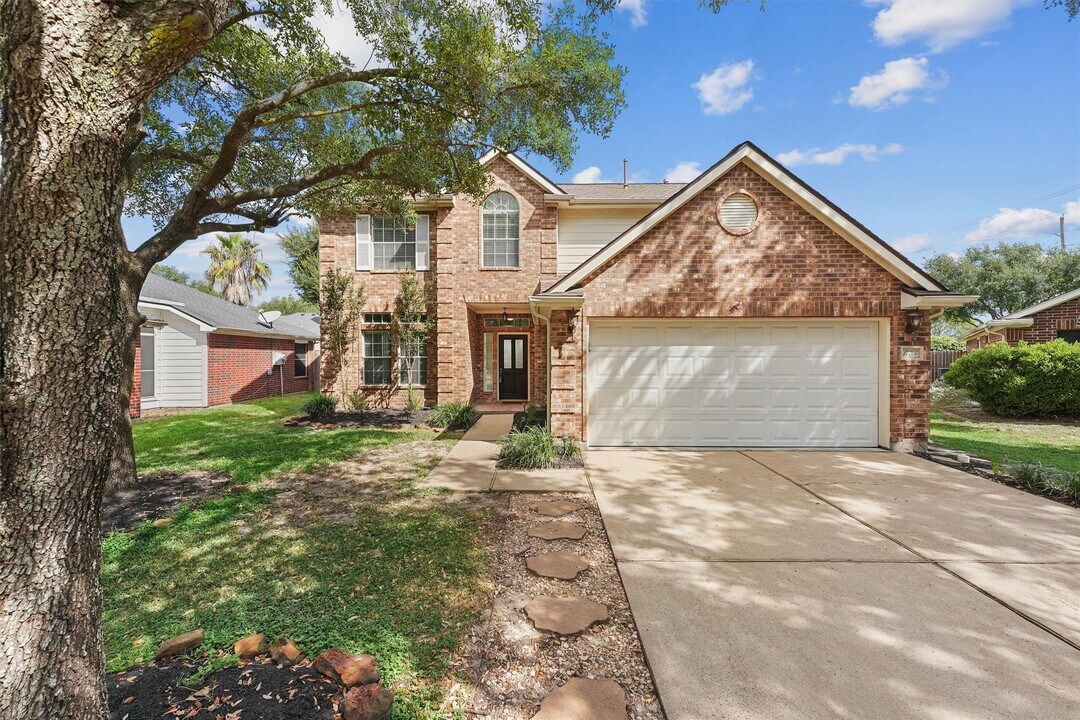 17206 Stonebridge Trail in Houston, TX - Building Photo
