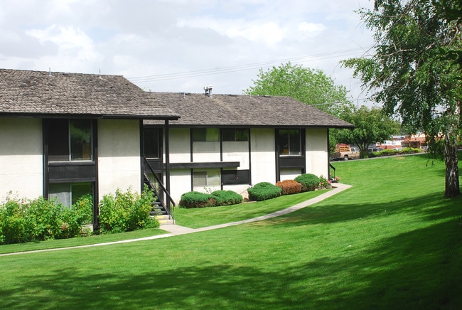 55+Senior Community - Lincoln Heights Terrace in Spokane, WA - Building Photo - Building Photo
