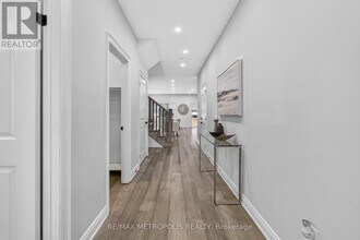 32 Ballinger Wy in Uxbridge, ON - Building Photo - Building Photo