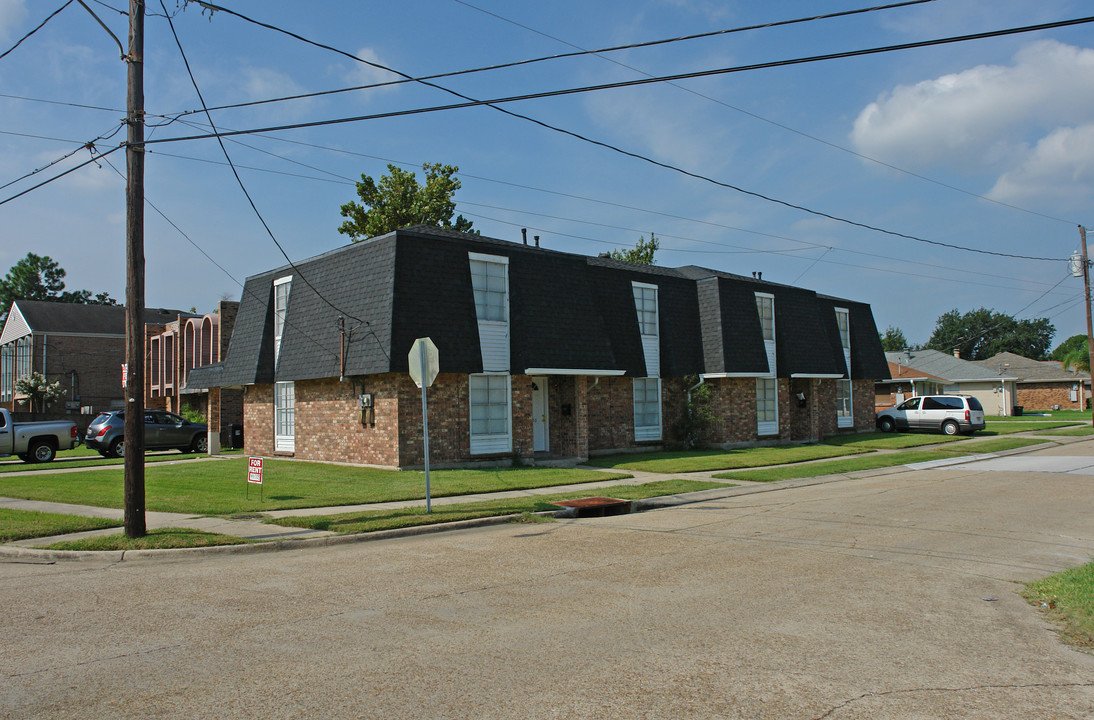 4700 Fairfield St in Metairie, LA - Foto de edificio