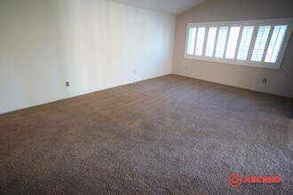 305 Carr St in Bakersfield, CA - Building Photo - Building Photo