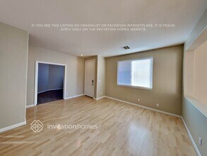 7949 Teal Harbor Ave in Las Vegas, NV - Building Photo - Building Photo