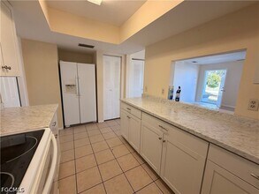 1212 SE 2nd Pl in Cape Coral, FL - Building Photo - Building Photo