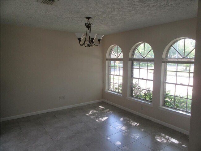 2502 Corral Trail in Friendswood, TX - Foto de edificio - Building Photo