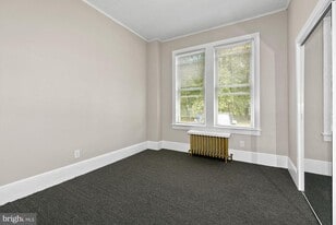 102 Hainesport Lumberton Rd in Hainesport, NJ - Building Photo