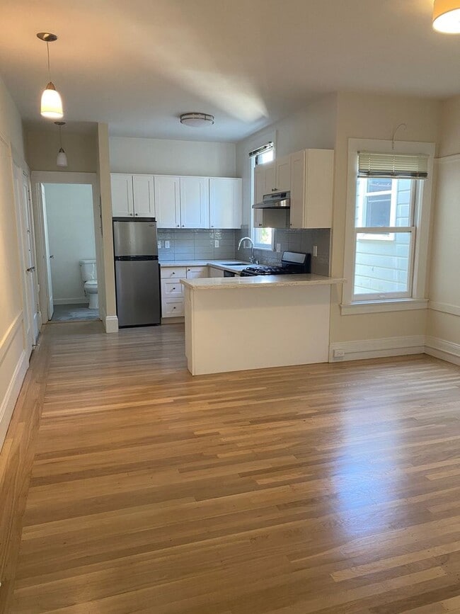 3988-3998 18th St in San Francisco, CA - Building Photo - Building Photo