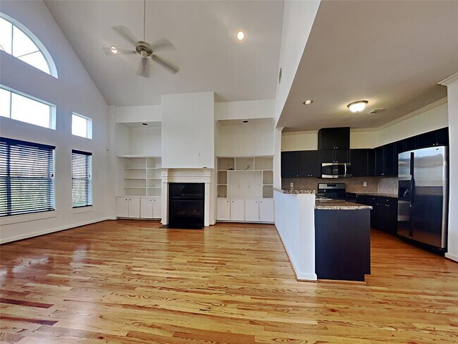 5343 Kiam St in Houston, TX - Building Photo - Building Photo