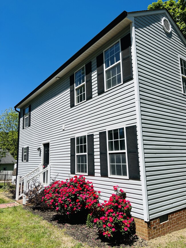 514 Town Branch Rd in Graham, NC - Building Photo - Building Photo