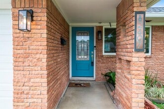 2407 Willowby Dr in Houston, TX - Building Photo - Building Photo