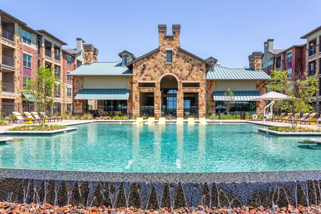 Lakeside Lofts photo'