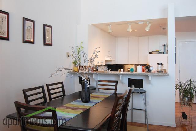 The Lofts At Chimney Hill in Philadelphia, PA - Foto de edificio - Interior Photo