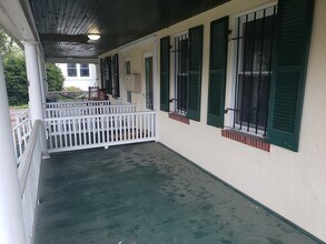 4101 Roland Ave, Unit 1 in Baltimore, MD - Foto de edificio - Building Photo