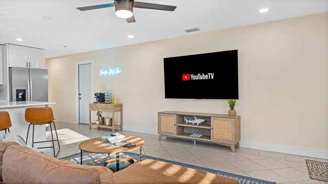 79 S Brevard Ave, Unit ID1389638P in Cocoa Beach, FL - Foto de edificio - Building Photo